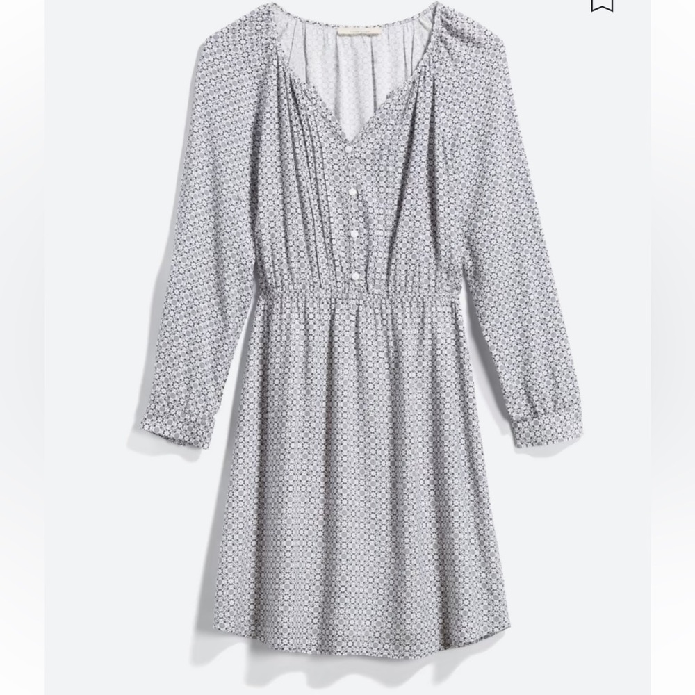 41 Hawthorn Kinnia navy and white dress